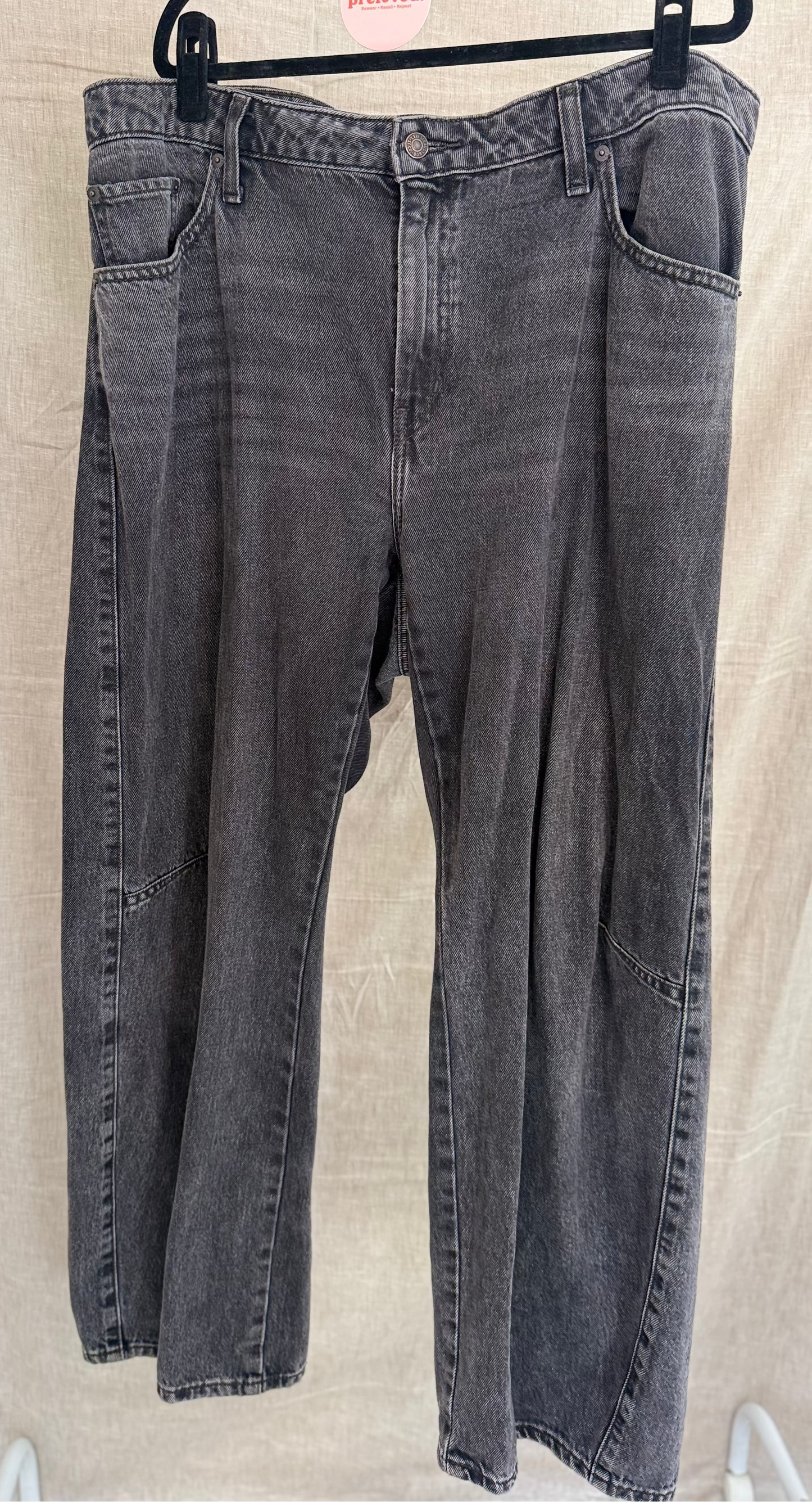 Levis - Black Baggy Dad Jeans